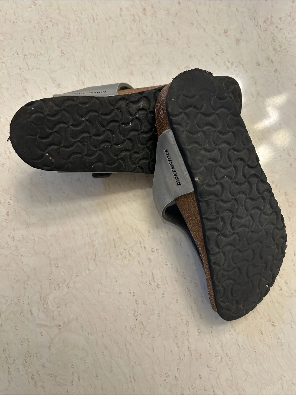 Kids Birkenstock gizeh silver sandals
